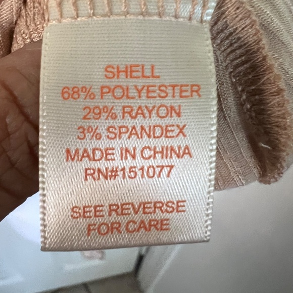 LOVEFOOL Turtleneck Top Pleated Bell Sleeve Blouse - Picture 8 of 9